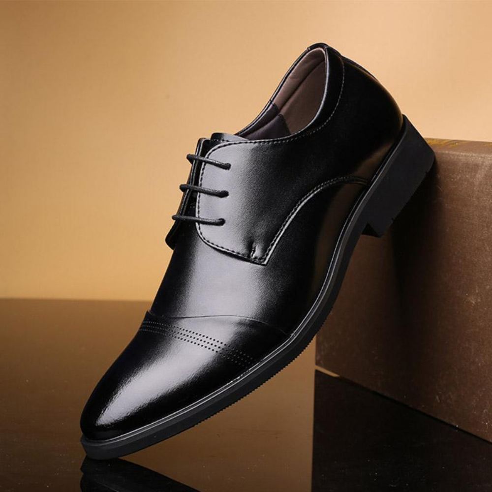 Eleganckie Buty Oxford Dla Biznesmenów