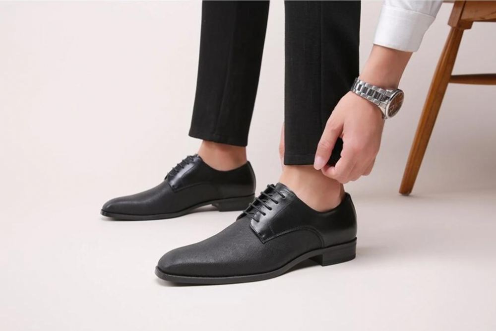 Stylowe Eleganckie Buty Z Markowym Wzorem